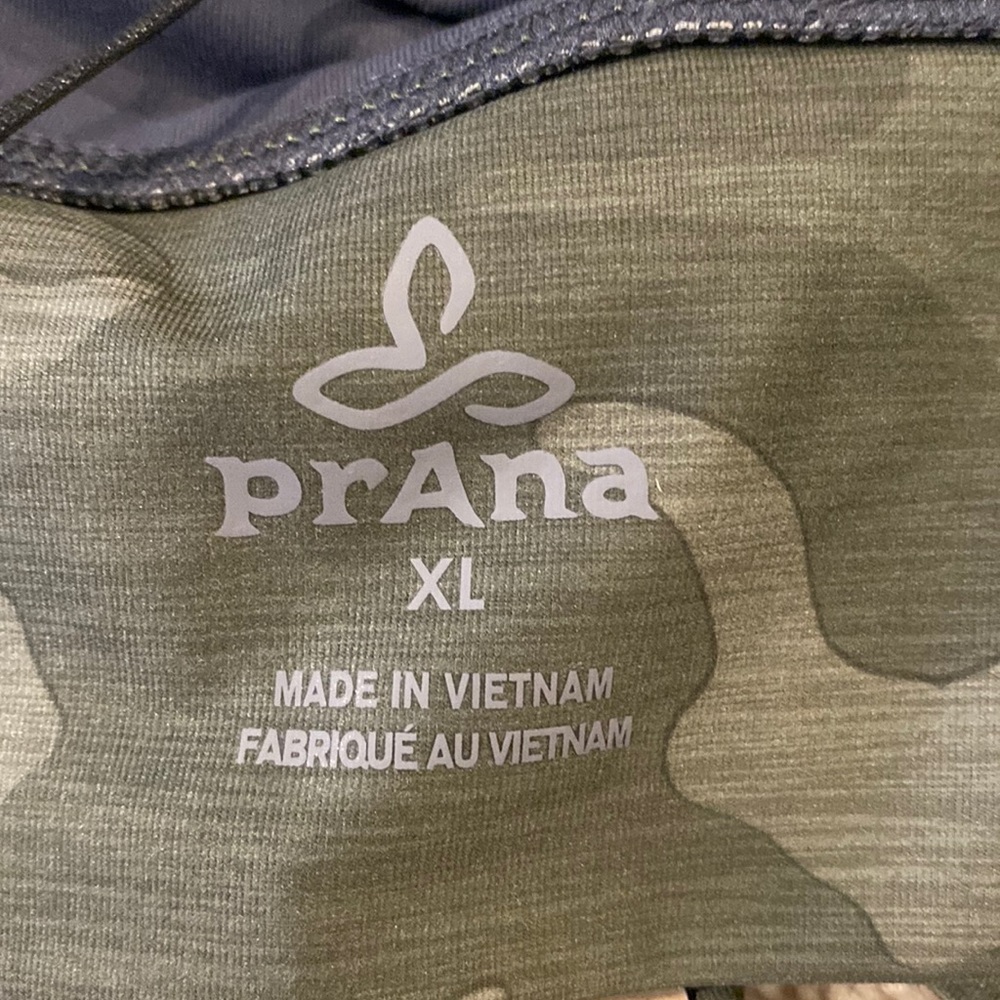 Prana Layna Brami Sage Green Camo Sports Bra Womens XL - Picture 2 of 5
